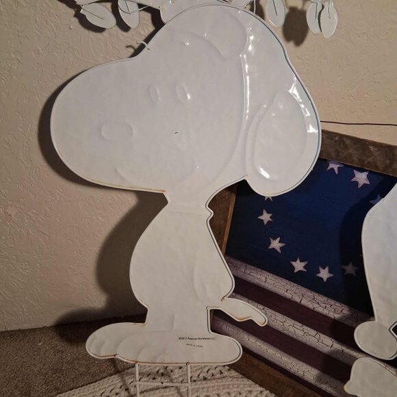 SNOOPY & WOODSTOCK METAL CHRISTMAS LAWN ORNAMENTS - Picture 4 of 5